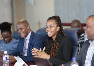 The Minister of Youth and Gender Affairs, Hon. Lesego Chombo paid a courtesy call to the Minister of Trade and Entrepreneurship, Hon. Tiroeaone Ntsima this afternoon. The two ministers discussed key issues affecting women and youth in Botswana. The meeting highlighted several critical areas, including women’s empowerment, youth unemployment, and the national youth policy. Minister Chombo also addressed the pressing issue of gender-based violence, emphasising the need for continued efforts to combat this soc