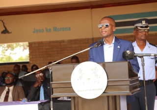 Mothusa Tautona, Rre Ndaba Nkosinathi Gaolathe